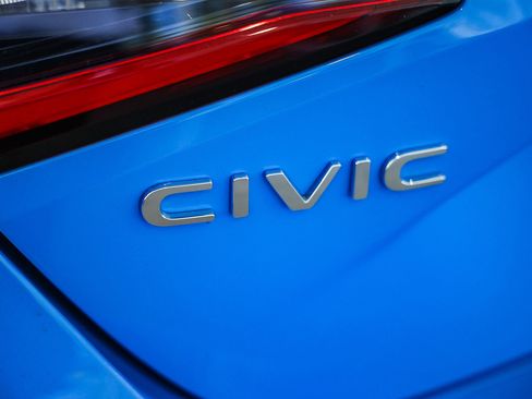 Used 2024 Honda Civic Sport image 13