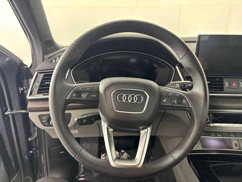 Used 2023 Audi Q5 2.0T Premium Plus w/ Premium Plus Package AWD/4WD image 17