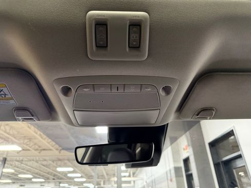 Used 2024 Nissan Murano SL image 15