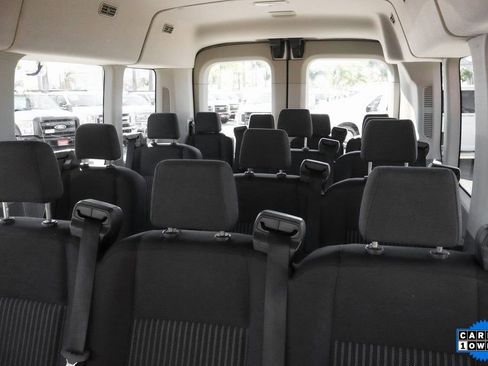 Used 2018 Ford Transit 350 XL image 34