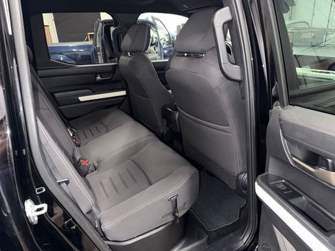 Used 2024 Toyota Tacoma TRD Off-Road image 15