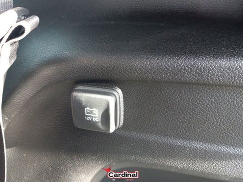 Used 2024 Jeep Grand Cherokee L Laredo image 12