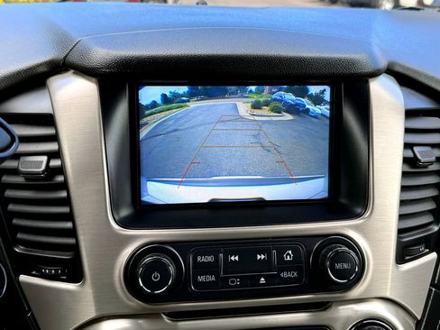 Used 2019 GMC Yukon Denali w/ Open Road Package AWD/4WD image 30