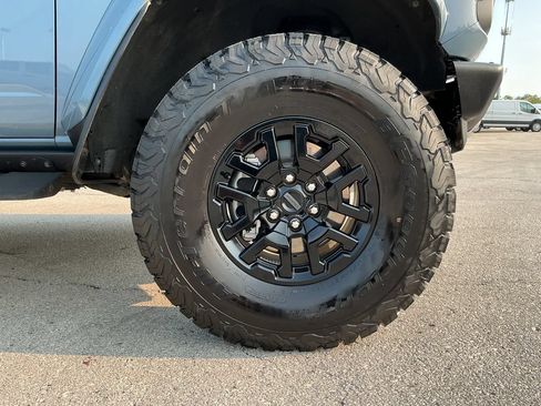 Used 2024 Ford Bronco Raptor w/ Interior Carbon Fiber Pack 6 AWD/4WD image 12