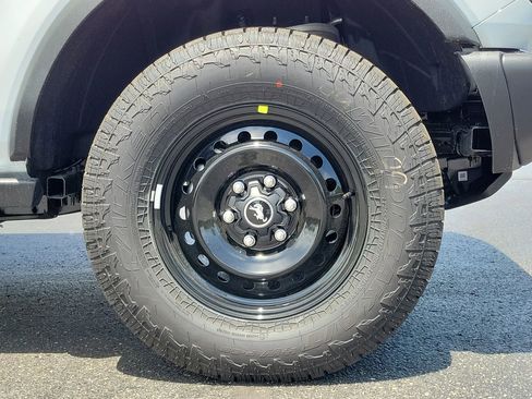 New 2026 Ford Bronco Big Bend w/ Black Diamond Package AWD/4WD image 9