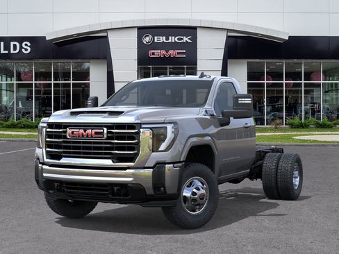 New 2026 GMC Sierra 3500 SLE AWD/4WD image 6
