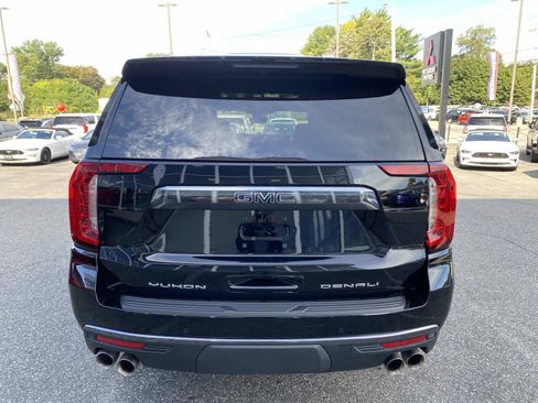 Used 2024 GMC Yukon Denali Ultimate w/ LPO, Floor Liner Package image 4