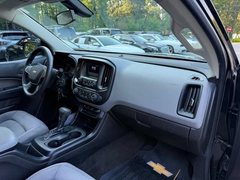 Used 2017 Chevrolet Colorado W/T w/ WT Convenience Package RWD image 20
