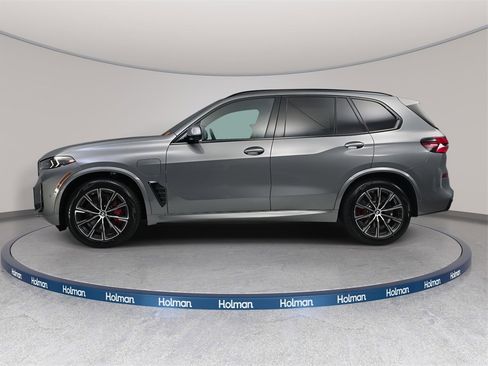 New 2026 BMW X5 xDrive50e w/ M Sport Package image 8