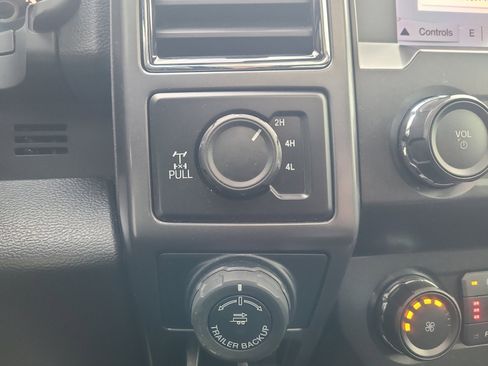 Certified 2019 Ford F150 XLT w/ Equipment Group 302A Luxury image 34