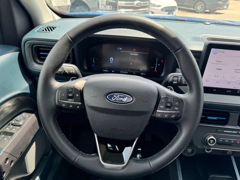 Used 2026 Ford Maverick Lobo AWD/4WD image 12