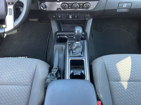 Used 2023 Toyota Tacoma SR5 w/ Technology Package RWD image 15