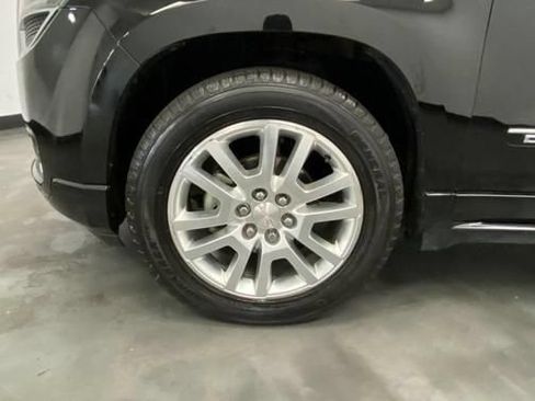 Used 2016 GMC Acadia Denali AWD/4WD image 19