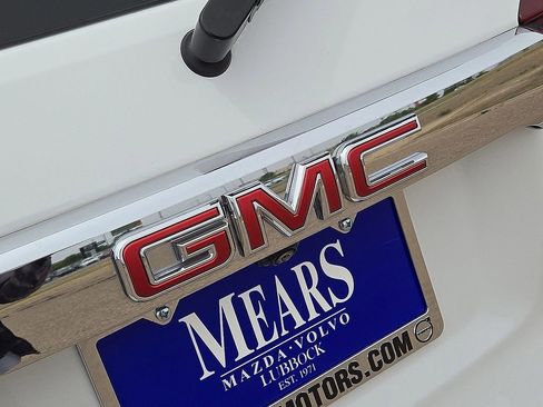 Used 2023 GMC Acadia Denali AWD/4WD image 12