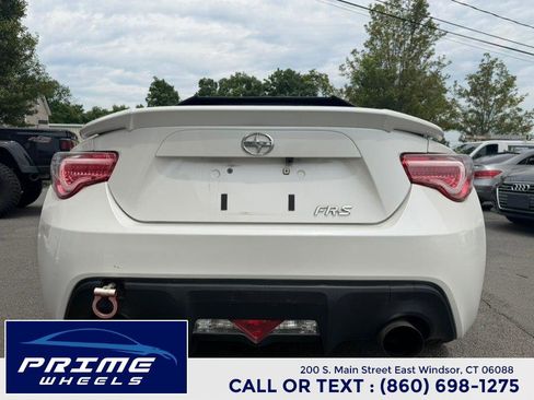 Used 2014 Scion FR-S RWD image 6