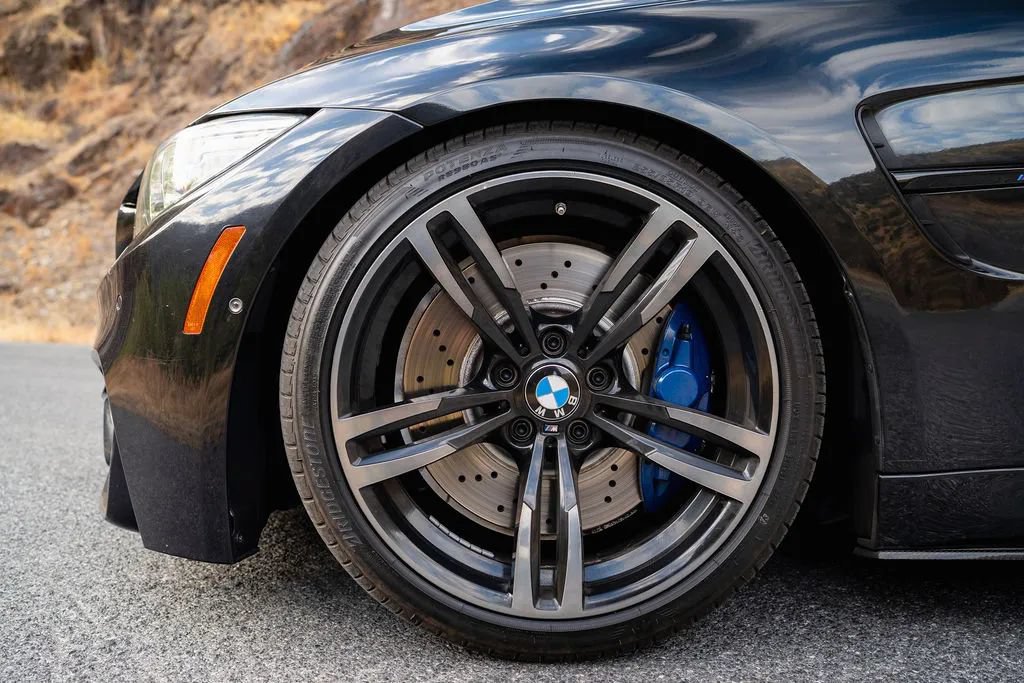 Used 2016 BMW M3 RWD image 37