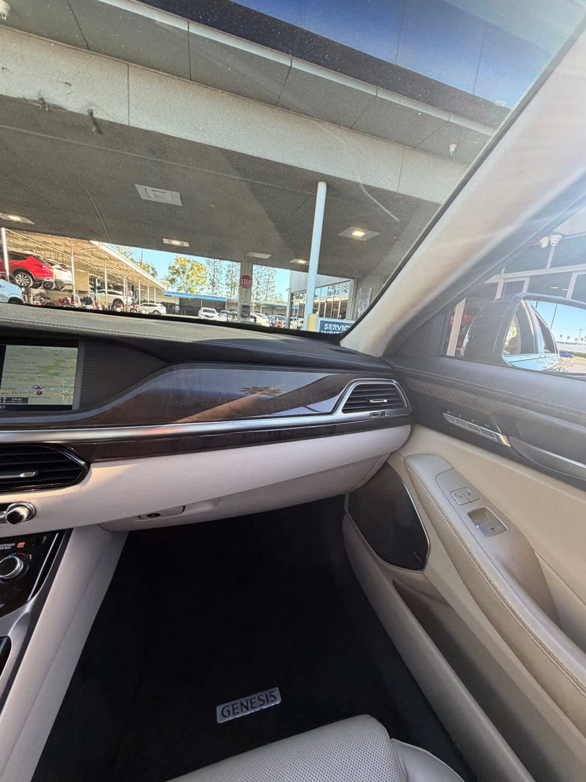 Used 2018 Genesis G90 5.0 Ultimate RWD image 23