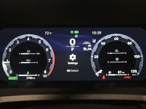 Used 2025 Toyota 4Runner Trailhunter image 12