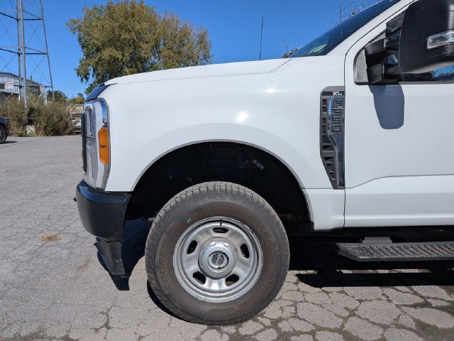 Certified 2023 Ford F350 XL w/ Snow Plow Prep Package AWD/4WD image 9