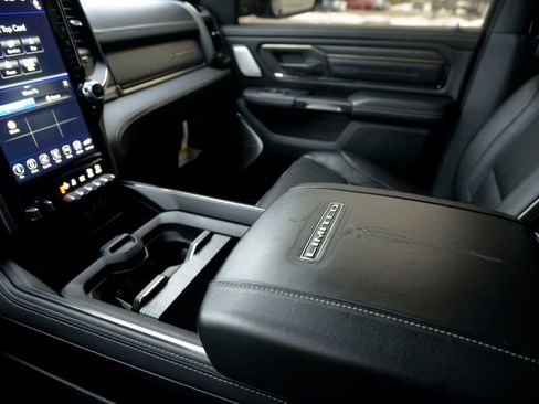 Used 2020 RAM 1500 Limited w/ Black Appearance Package image 26