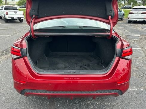 Certified 2023 Nissan Sentra SV FWD image 15