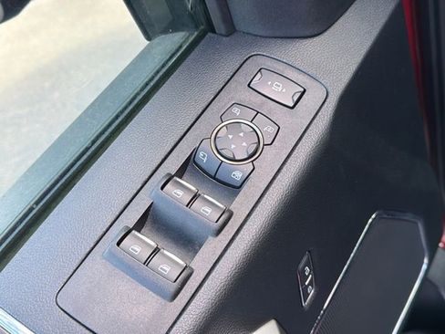 Certified 2020 Ford F350 Lariat w/ Chrome Package image 25