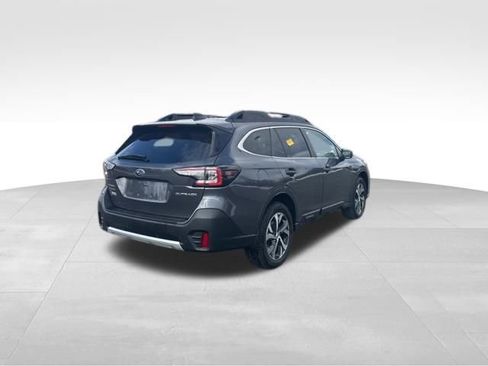 Used 2022 Subaru Outback Limited image 5