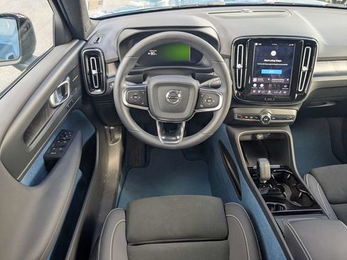 Certified 2023 Volvo XC40 Recharge Ultimate AWD/4WD image 23