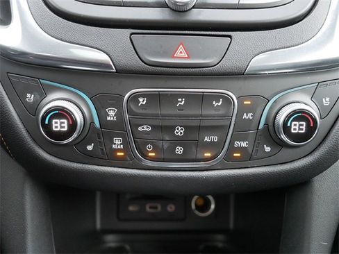 Used 2021 Chevrolet Equinox Premier image 30