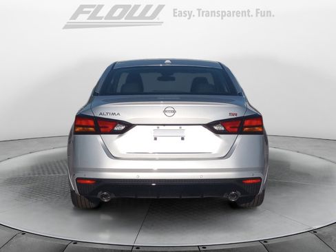 New 2025 Nissan Altima 2.5 SR image 6