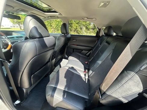 Used 2011 Lexus RX 350 2WD w/ Premium Pkg image 12
