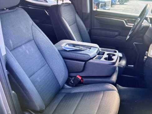 Used 2023 Chevrolet Silverado 1500 LT AWD/4WD image 10