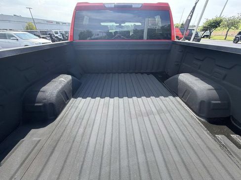 Used 2020 Chevrolet Silverado 1500 Custom Trail Boss w/ Custom Convenience Package AWD/4WD image 13