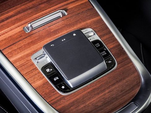 Used 2025 Mercedes-Benz G 63 AMG 4MATIC image 27