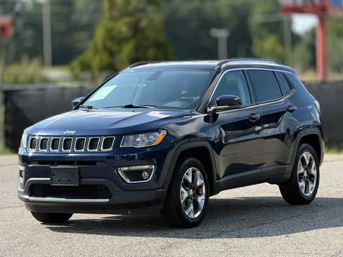Used 2018 Jeep Compass Limited AWD/4WD image 6