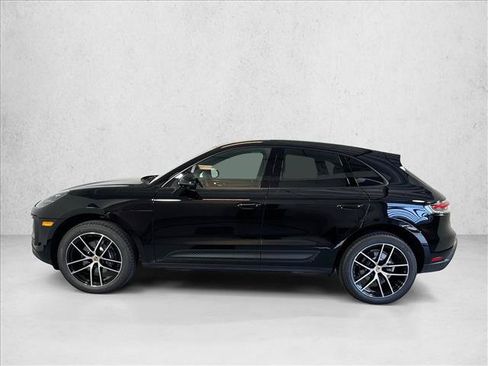 Used 2026 Porsche Macan AWD/4WD image 2