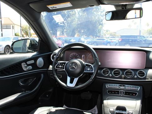 Used 2019 Mercedes-Benz E 300 image 20