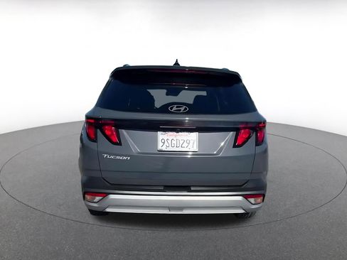 Used 2025 Hyundai Tucson SEL image 12