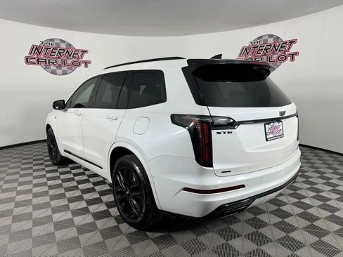 Used 2024 Cadillac XT6 Sport w/ LPO, ONYX Package image 5