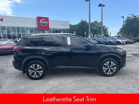 Used 2021 Nissan Rogue SV w/ Premium Package FWD image 10