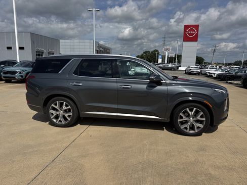 Used 2021 Hyundai Palisade Limited FWD image 12