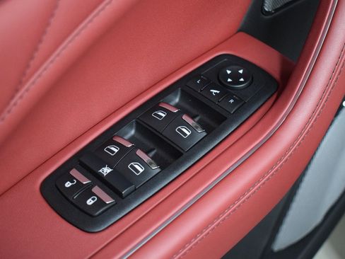 Used 2022 Maserati Levante Modena image 38