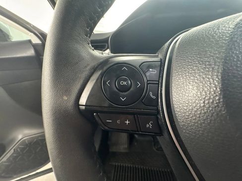 Used 2025 Toyota RAV4 XLE Premium FWD image 19