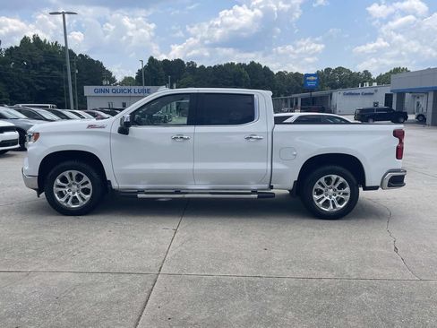 Used 2024 Chevrolet Silverado 1500 LTZ AWD/4WD image 2
