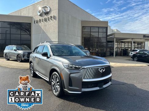 Certified 2026 INFINITI QX60 Luxe w/ Family Package image 1