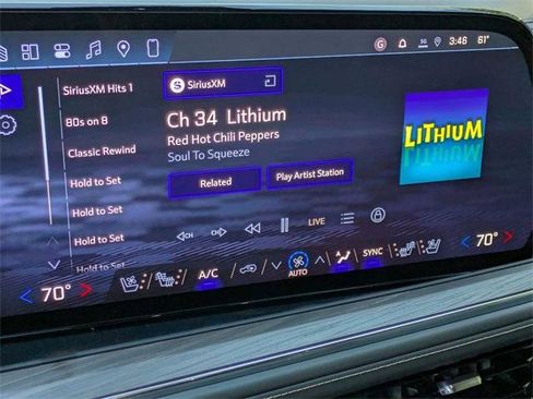 New 2026 Chevrolet Suburban Premier image 19