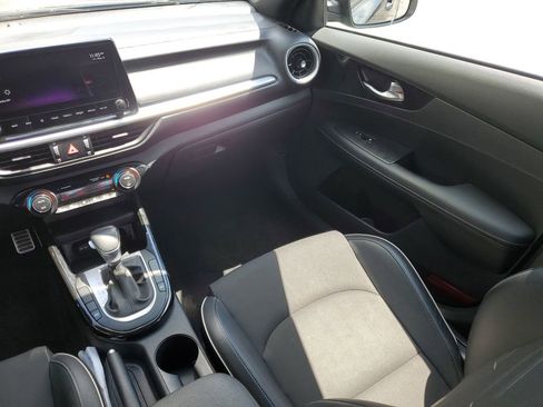 Certified 2022 Kia Forte GT-Line FWD image 14