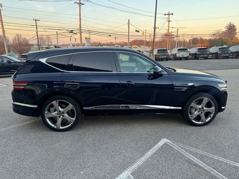 Used 2024 Genesis GV80 3.5T w/ Prestige Package image 17