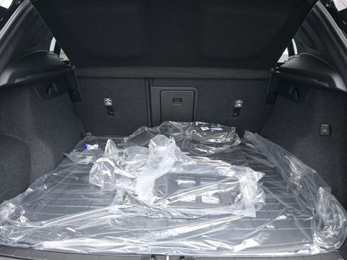 New 2026 Volvo XC40 B5 Ultra w/ Protection Package Premier image 30