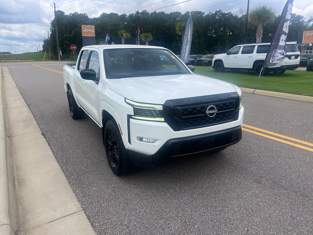 Used 2023 Nissan Frontier SV w/ Midnight Edition Package RWD image 1